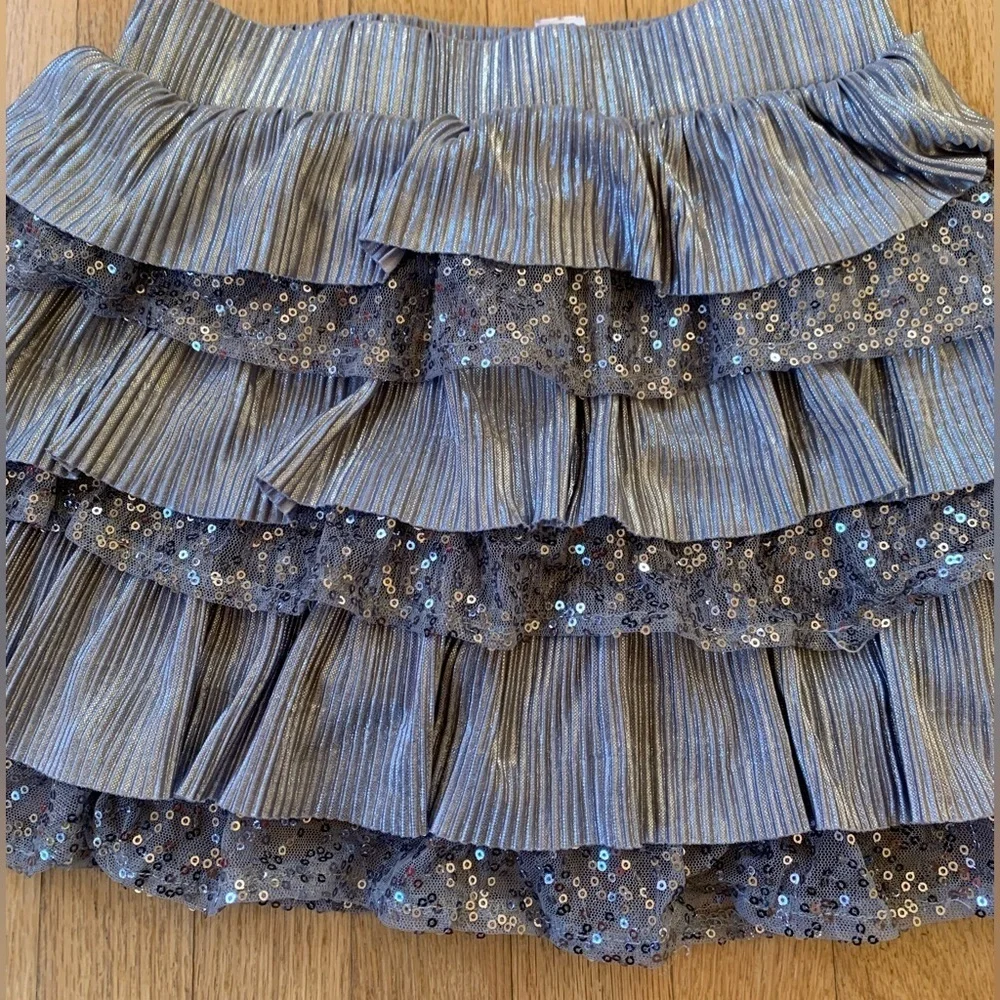 Girls size 10 sequin ruffle skirt silver